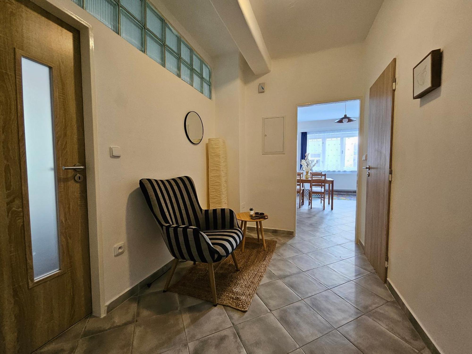 Rodinny Apartman U Kuby Chlumec nad Cidlinou Exterior foto